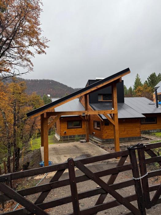 7 Lagos Cabaña Hoystein 3 dormit en Piedra de San Francisco - San Martín de Los Andes