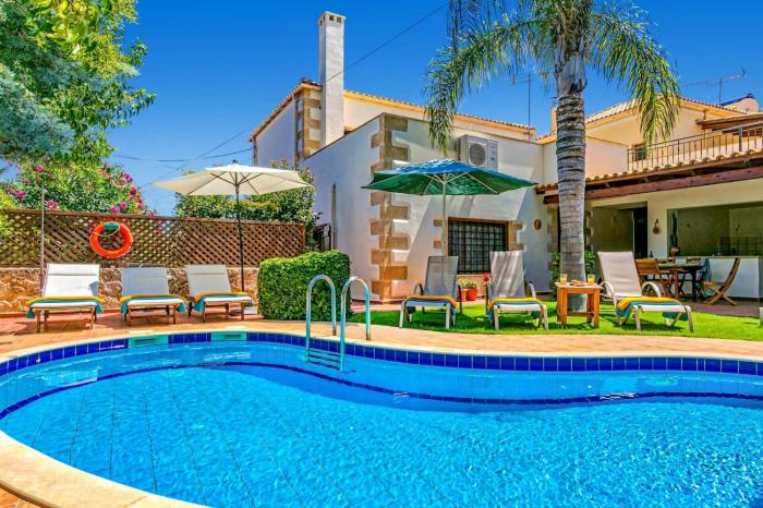 Villa Areti by Villa Plus