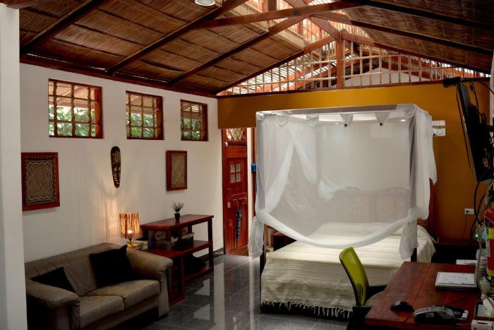 Villa 5 - Modern 2 Bed Villa in Playa Chiquita