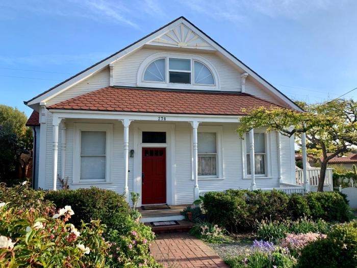 A Victorian Lightkeepers House
