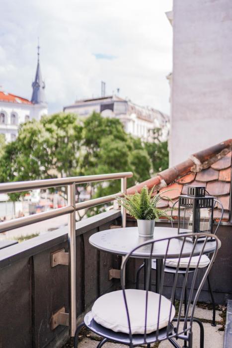 HOME1 - Josefstadt Apartments