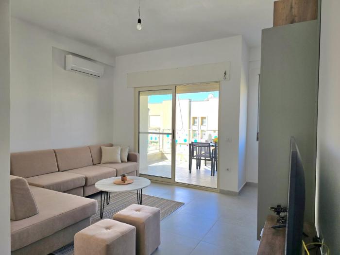 Apartment in Gjiri Lalzit near Elements Beach