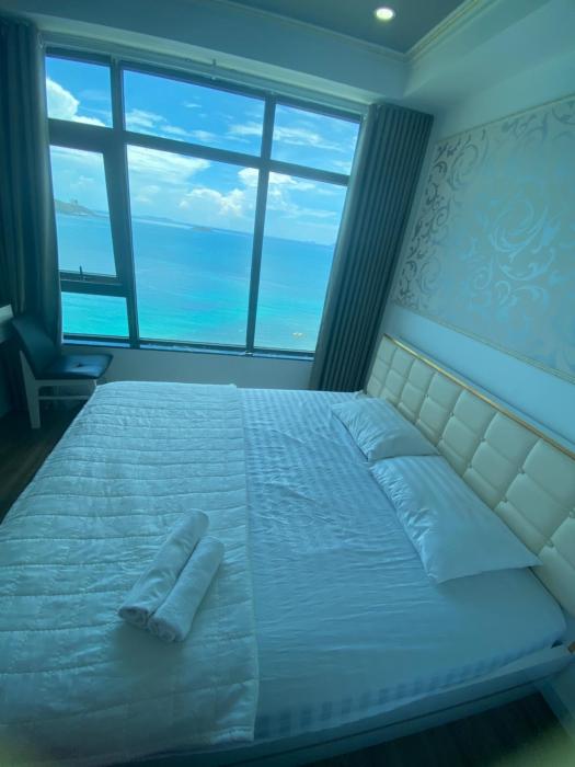 View Biển Hòn Chồng 3 Phòng