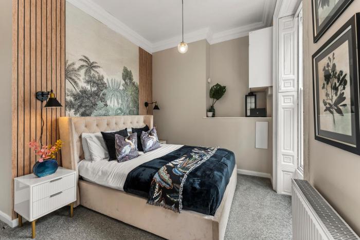 The Bridgeton in Central Whitby with Private Terrace