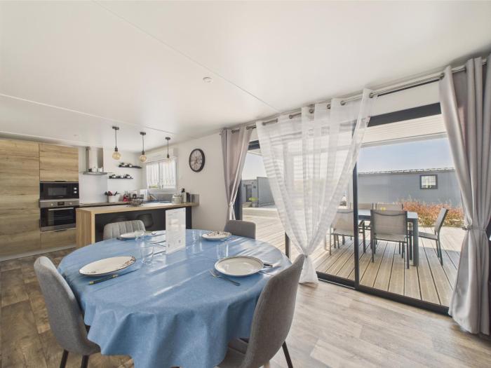 Chalet pour 6, residence avec piscine