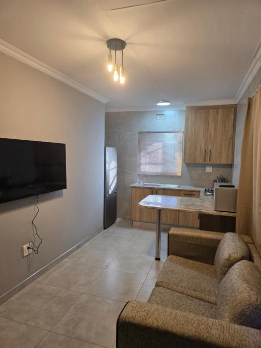 Cozy 1 Bedroom Cottage