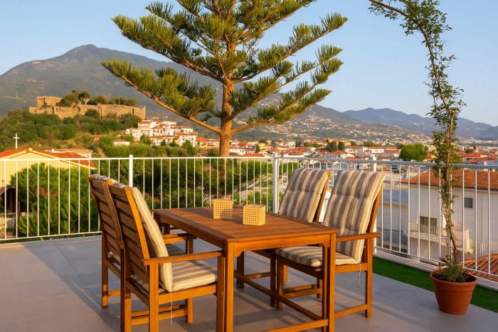 Kalamata Cozy Nest with Panoramic Views