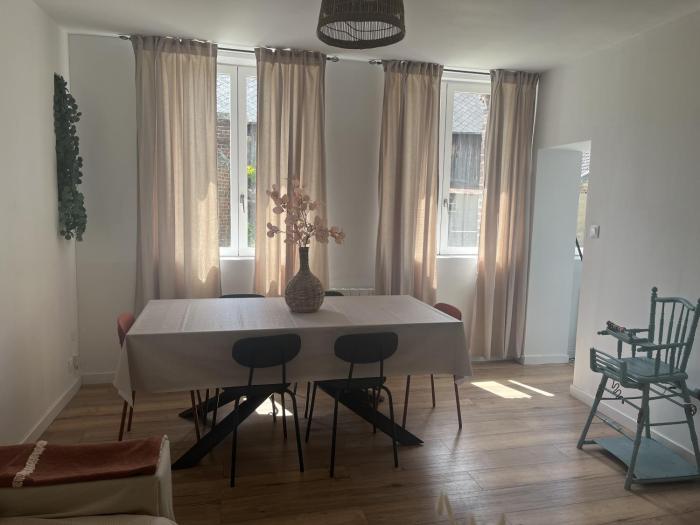 Ferme Cosy et Paisible au Bord de lEure
