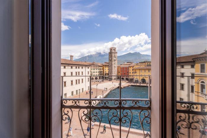 Casa la Torre, the view on the lake