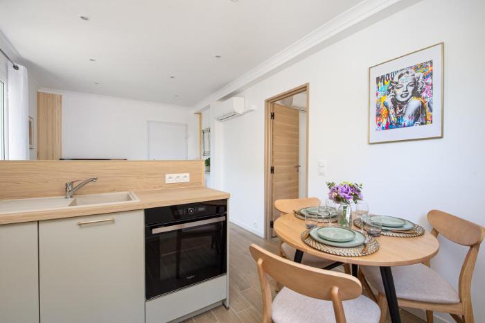 ORCHIDÉES II - SUPERBE 2 Pièces - 50 m BORD DE MER - PARKING