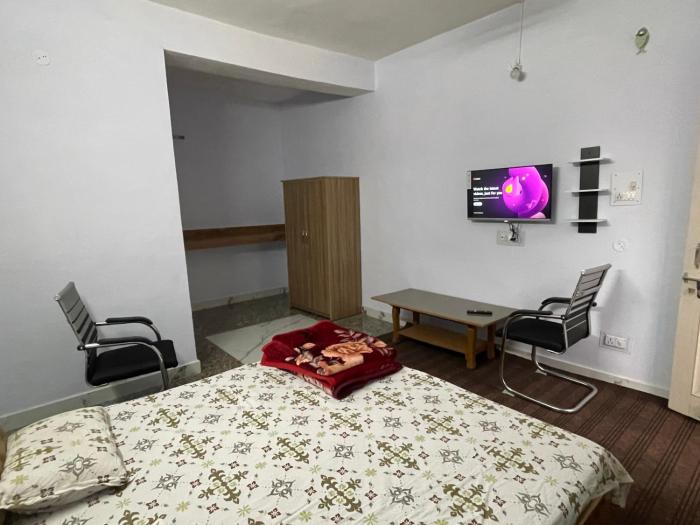 Himalayan Flower Vatika