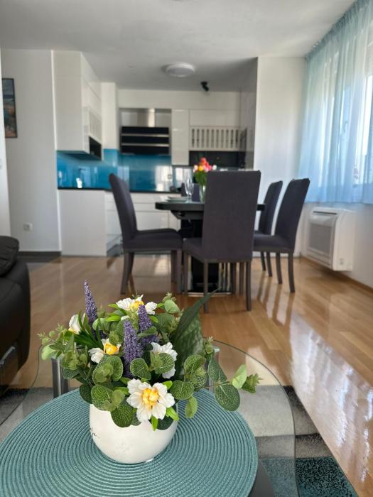 Sunlight Apartment Zadar - Free Parking & Balcony