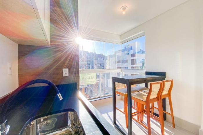 Praia de Palmas - Apto 300m da Praia, 2 Dorms - 0158