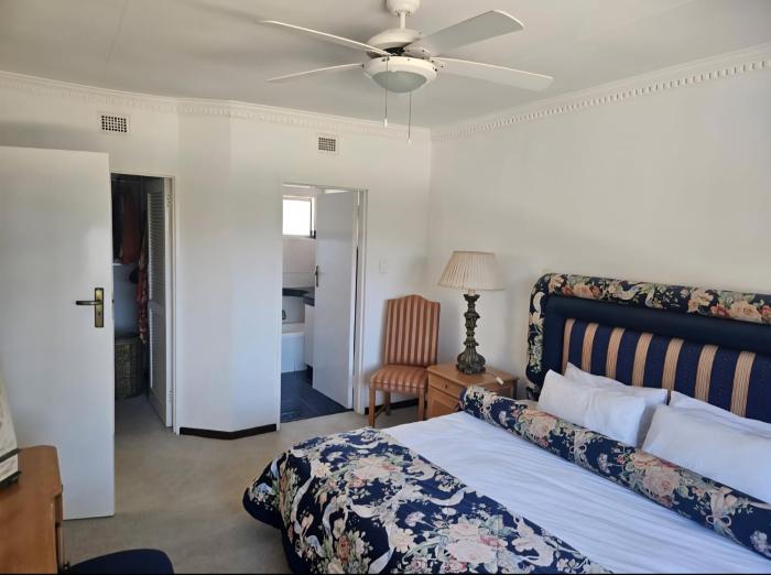 On the Beach, uMhlanga rocks