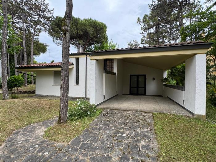 Villa Pineta - Oasi di Tranquillità a Due Passi dal Mare