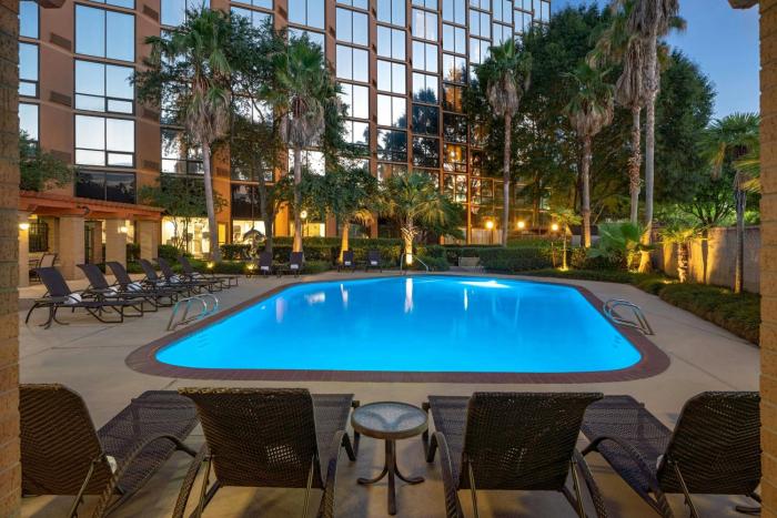 Sheraton Houston Brookhollow Hotel