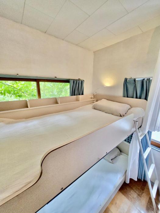 Vanguard Backpackers