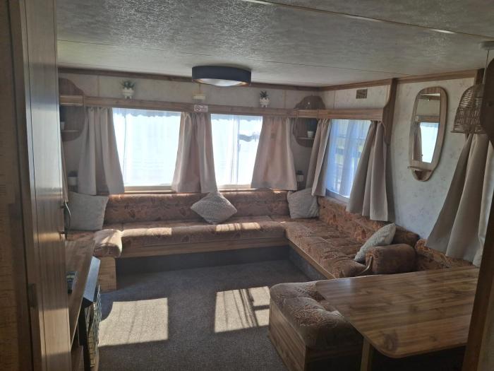 Idyllic Family Holiday Caravan