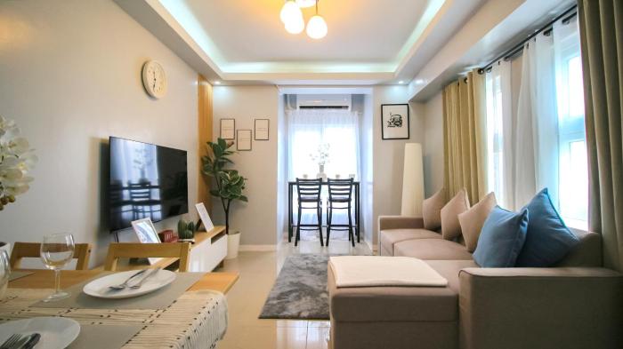 Urban Oasis with Skyline View