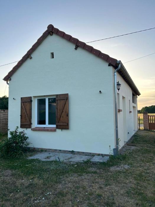 Logement : 2 chambres (5 couchages), salle de bain