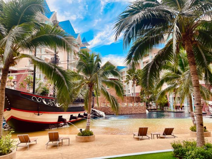 Grande Caribbean Resort 2-Bedroom Suite