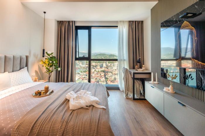 Skyline Mood by Aesthaven