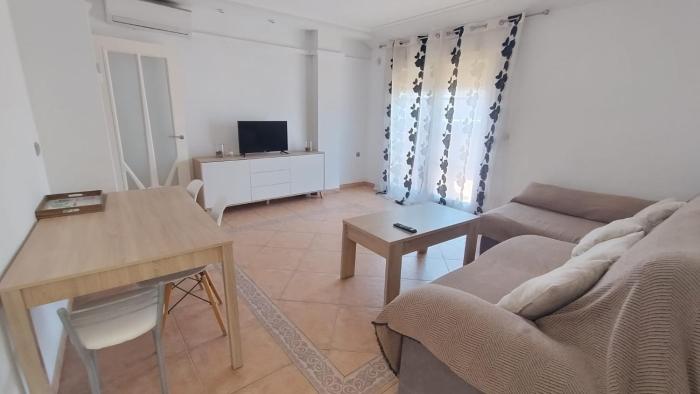 Atico Amplio y Luminoso Roquetas de Mar Zona Centro Garaje solo si esta disponible