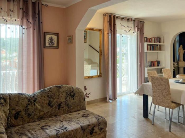 Holiday Home Aurora - Three bedroom Holiday Home