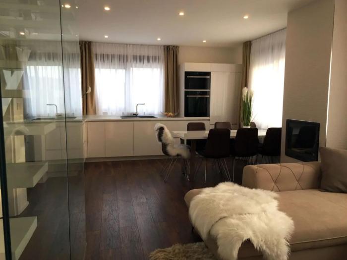 Modern Villa with Private Heated Pool and Lounge Area for a Relaxing Stay - Four Bedroom Villa