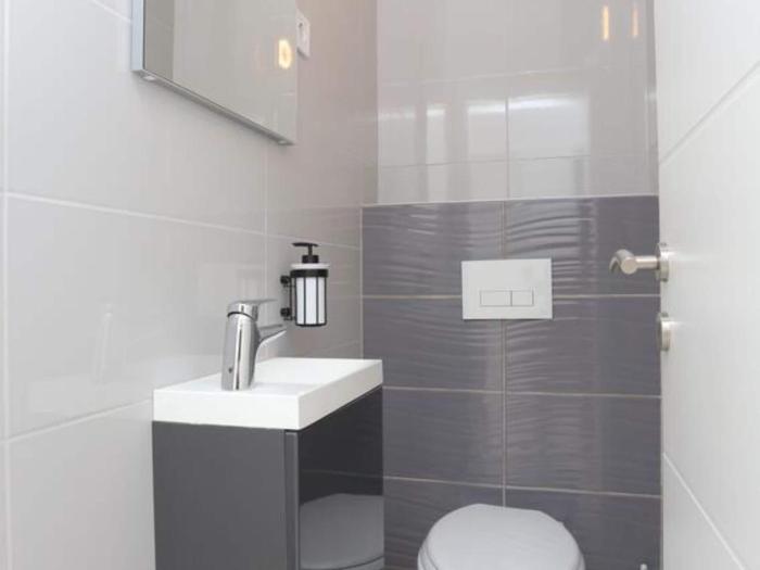 Holiday Home Nada Rogoznica - Six Bedroom Holiday Home