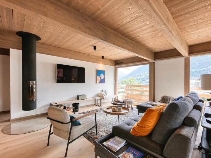 Chalet familial 5 chambres, proche ski, vue Mont-Blanc, parking et WiFi - FR-1-663-28