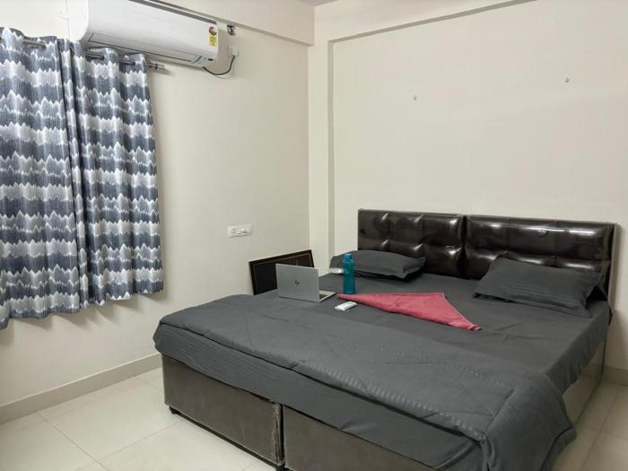 KSR INN Luxury Suites & Service Appartments
