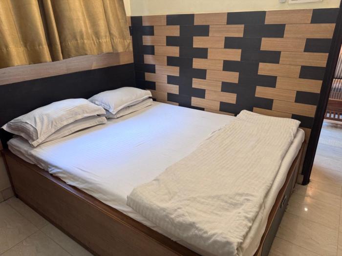 Ostro Inn 1BHK Service Apartment Shakespeare Sarani