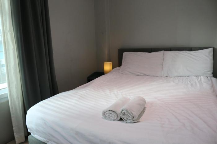 Nato House Ekkamai -BTS Ekkamai with balcony