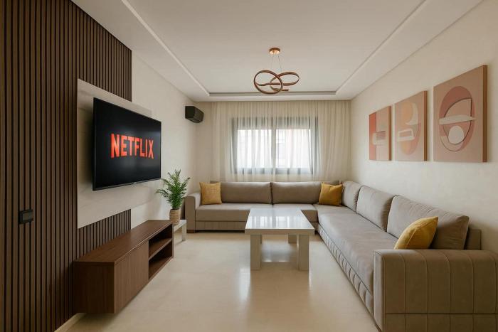 Appartement moderne Piscine, Wifi fibre, parking