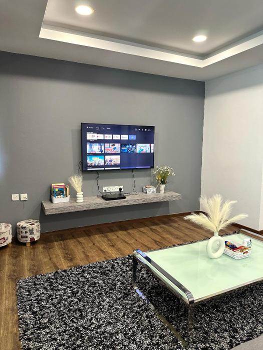 Vivacity Kuching Jazz Suite 3R2B 7pax