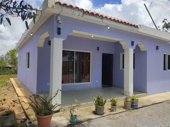 Hermosa Casa en Juana Vicenta Samana