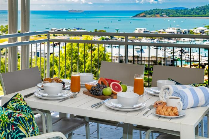 Turquoise Shores Whitsundays