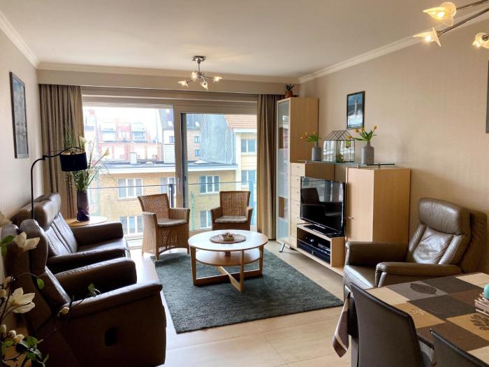 Apartment in Nieuwpoort near the Beach