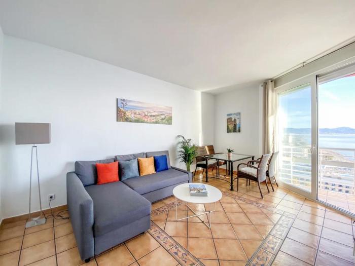 Holiday Home by Playa de la Carihuela