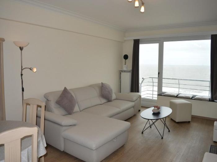 Apartment in Blankenberge with Sea View