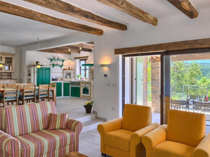 Authentic Villa Bani - Four Bedroom Villa With Pool