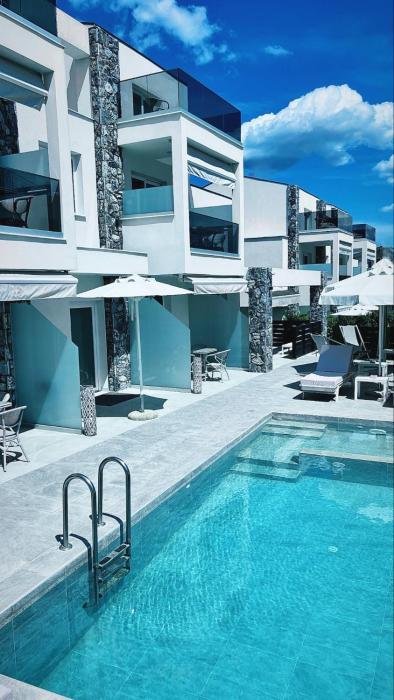 INTERNI LUXURY LIVING b