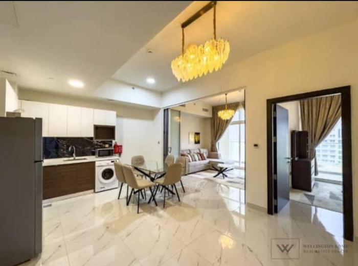 Huge luxurious 1 bedroom