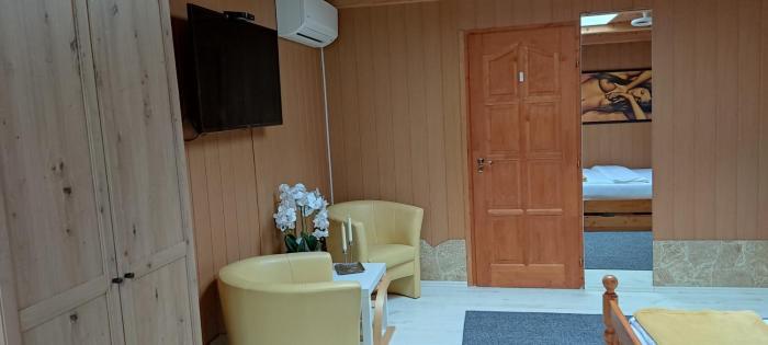 BpR P3 Lodge Apartment with AC