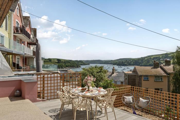 Knots Landing, Salcombe