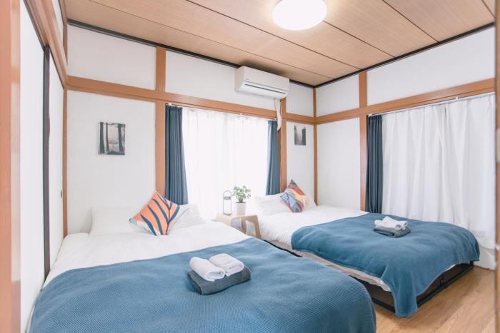 6 minutes walk from Ichikawa Station Single-family house with 3 bedrooms and 1 living room Rich living facilities around