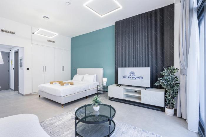 Modern Home in Sports City with Rooftop Pool