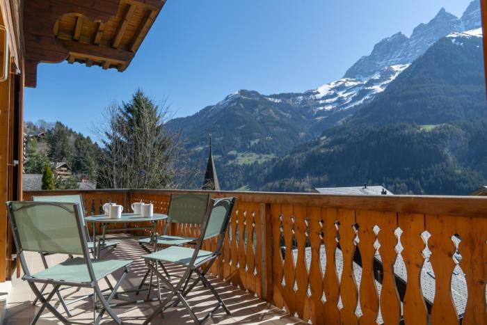 La Tour dAnthème 3 chambres 8 personnes