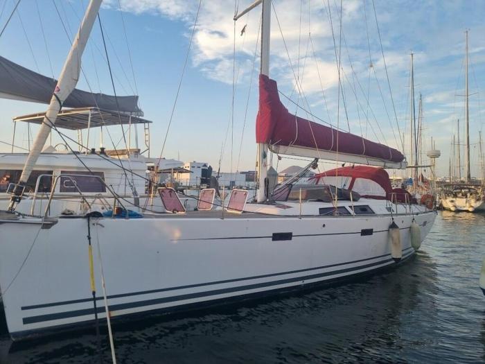 LUNA BAY, voilier 3 cabines 2 sdb en ville